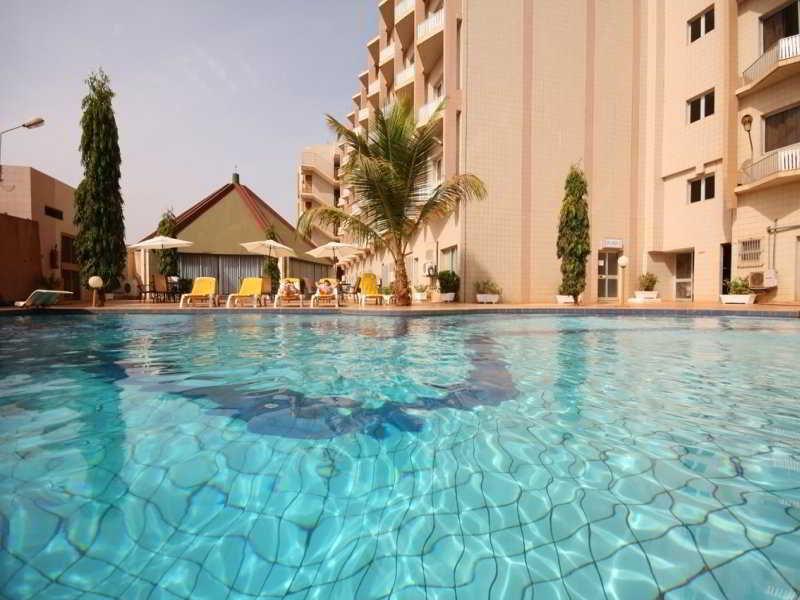 קוטונו Acropole Hotel מראה חיצוני תמונה