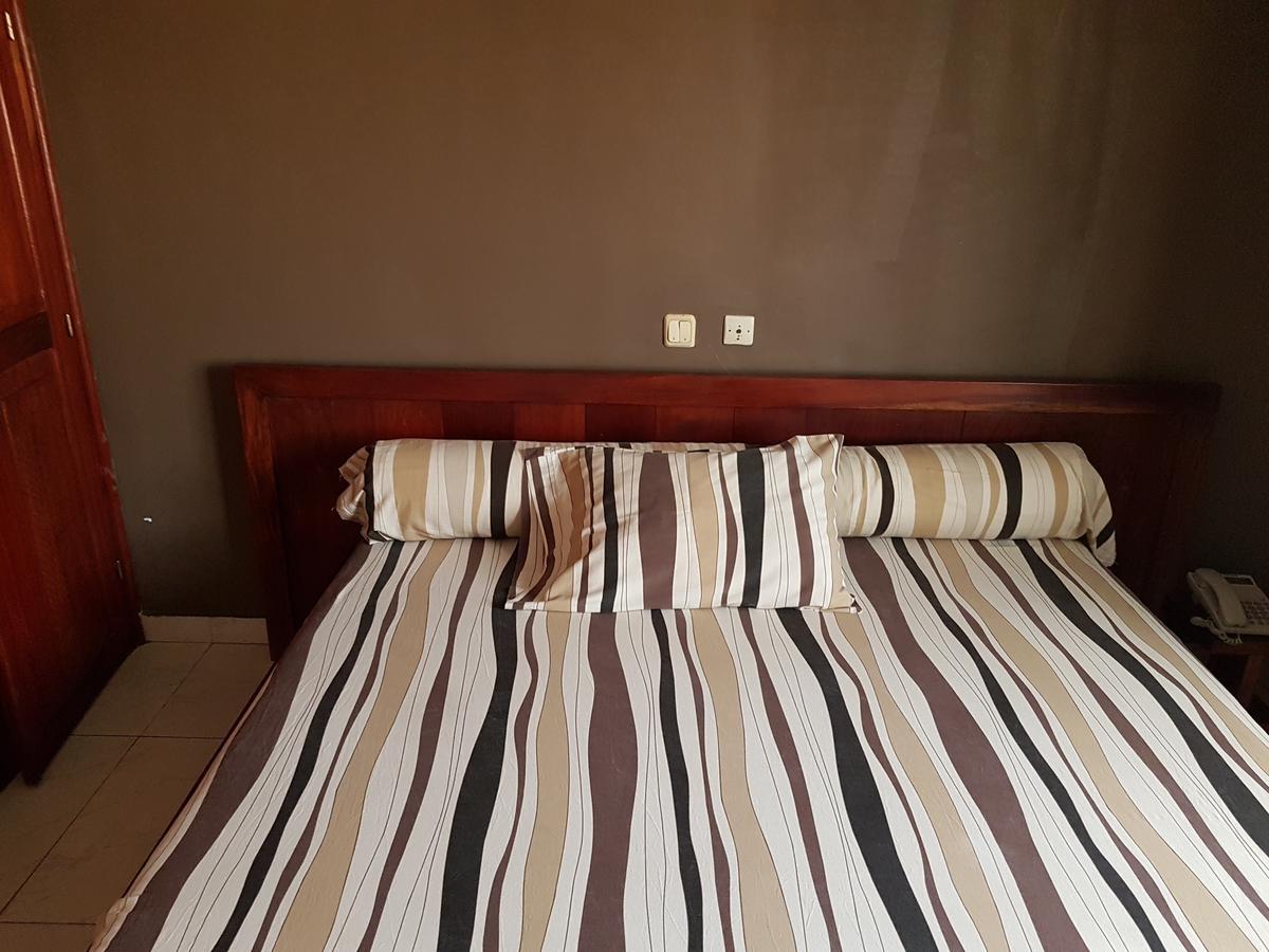 קוטונו Acropole Hotel מראה חיצוני תמונה