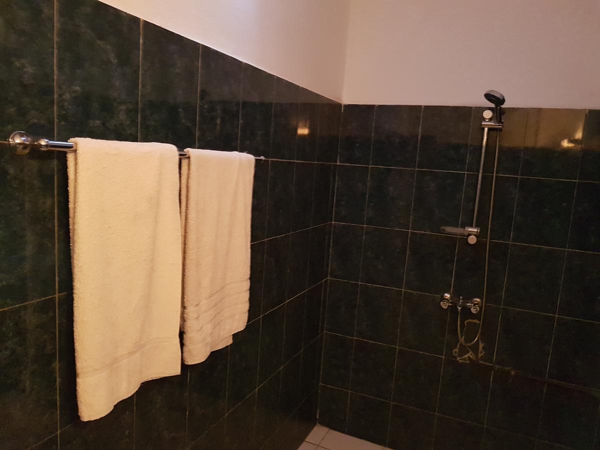 קוטונו Acropole Hotel מראה חיצוני תמונה